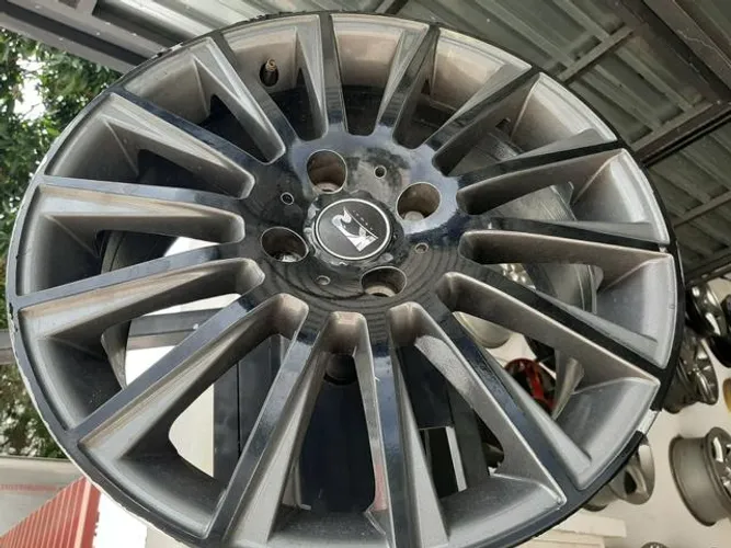 Roda aro 17 Krmai Raiada Grafite com diamantado Peugeot 4X108 jogo