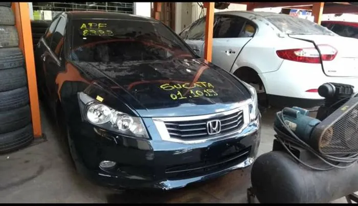 Sucata Honda Accord 3.0 2012 para retirada de peças
