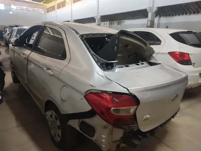 sucata Ka sedan 1.5 2019