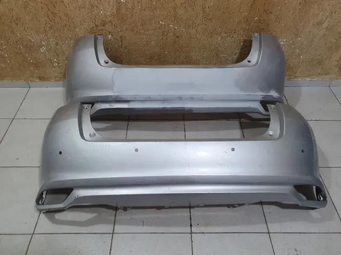 Parachoque traseiro Yaris Hatch 2018/2019/2020/2021/2022
