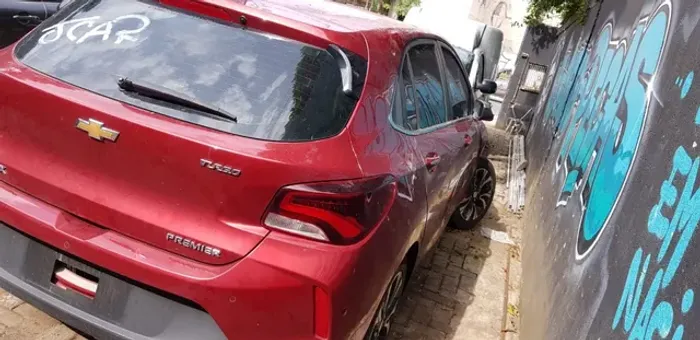 Onix premier 1.0 turbo 2022 - retirada de peças