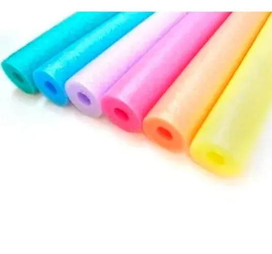 espaguetes para piscina