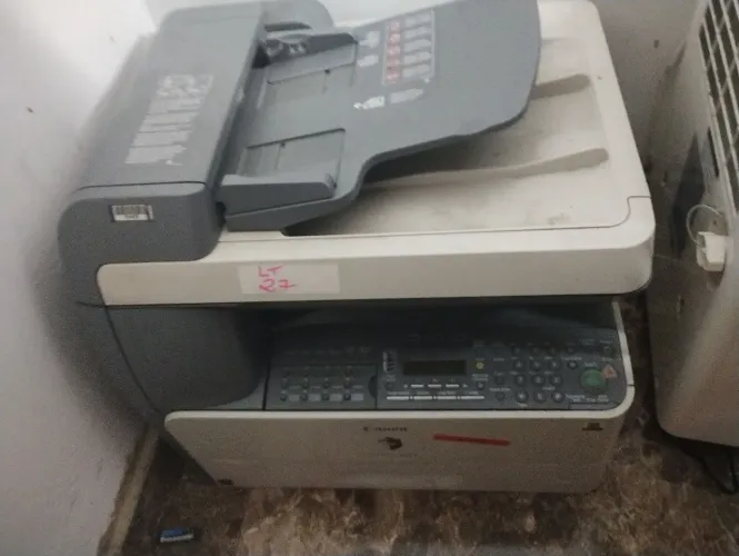 Impressora multifuncional Canon imagerunner