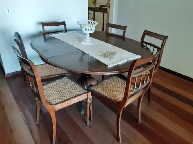 Mesa de Jantar Extensora- Moveis antigos