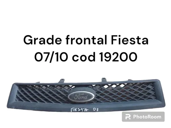 Grade frontal fiesta 07/10