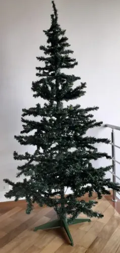 Desapego Arvore Natal Verde grande Usada 2,0 Metros 460 Galhos