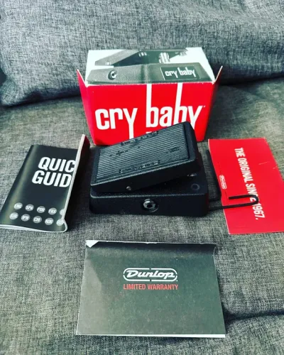 Pedal Mini Wha Cry Baby