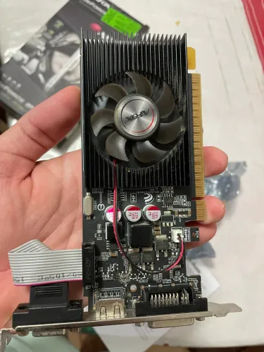 Placa de vídeo AFOX GEFORCE GT220 1 GB DDR3 