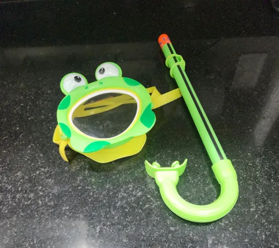 Máscara de Mergulho Infantil Sapo com Snorkel