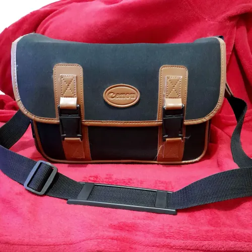 Vendo Bolsa Canon p/ câmeras e Máquinas fotográficas, P+ informações Ler a Descrição abixo