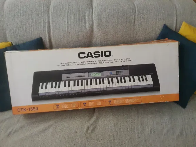 Teclado CASSIO CTK 1550