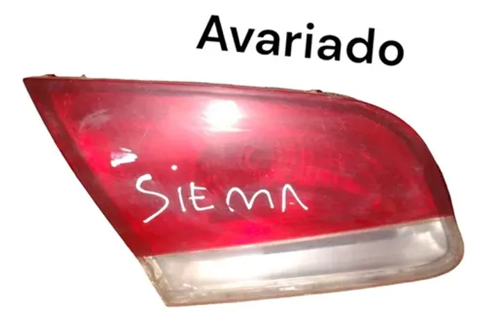 Lanterna Traseira Esquerda Siena 08/16 (mala) C Detalhe