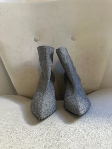 Bota cinza salto - Santa Lolla
