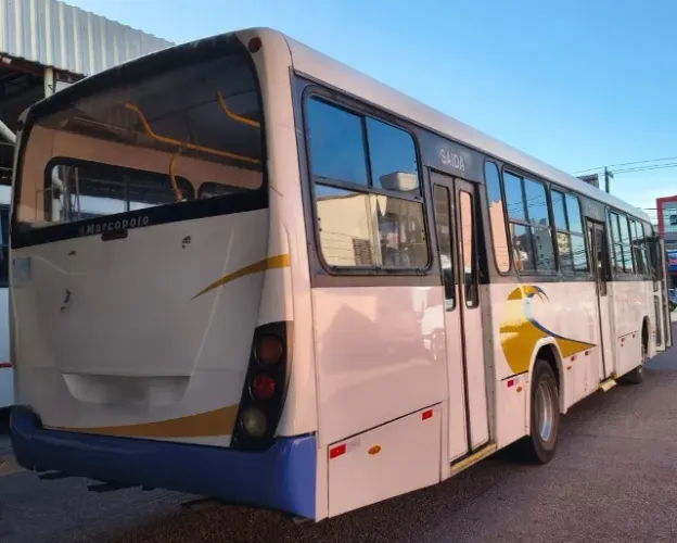 Urbano 1722, 2011, Torino, 46 lug, 3 p, c/elev, piso aluminio, TR 54199706.9988 c/AIRTON