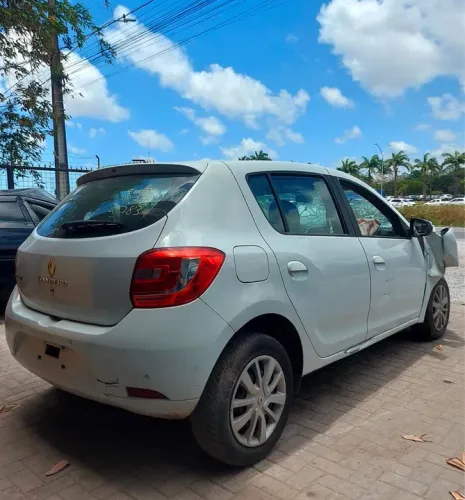 Peças Renault Sandero 1.0 3c - Sucata P/ Peças