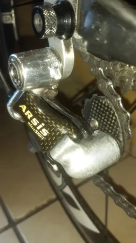 CAMBIO TRASEIRO MICROSHIFT 10 V EM FIBRA DE CARBONO 