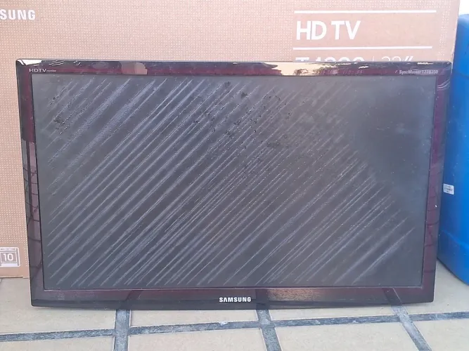 Televisão 27 polegadas Defeituosa (leia descrição)