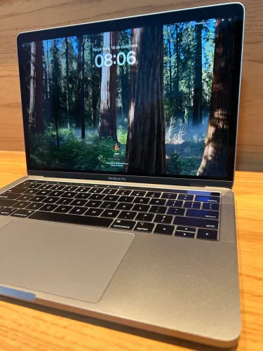 macbook pro 2019 16gb