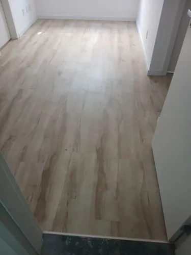 Instalação de piso laminado