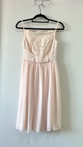 Vestido rosa claro tamanho 10