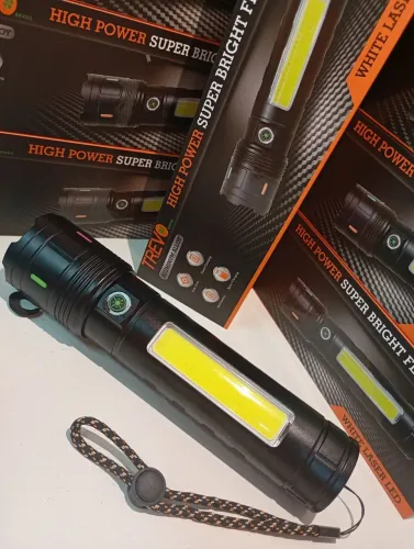 Lanterna Super Potente Recarregável Trevo Brasil - LED Branco Laser