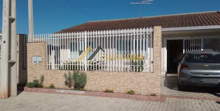 EXCELENTE CASA!!! 02 QTOS., COM EDÍCULA, 480m² DE ÁREA TOTAL