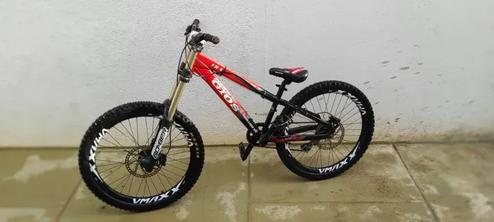 Bicicleta Gios FRX, troco por iPhone