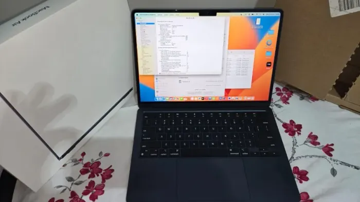 Macbook air M2 NOVISSIMO, 8gb, 13 polegadas ESTADO DE NOVO
