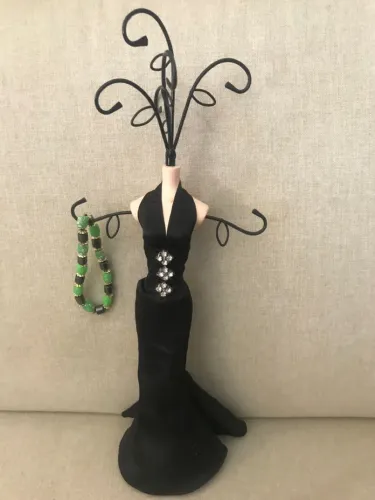 Expositor de Jóias - Elegância para suas Bijuterias
