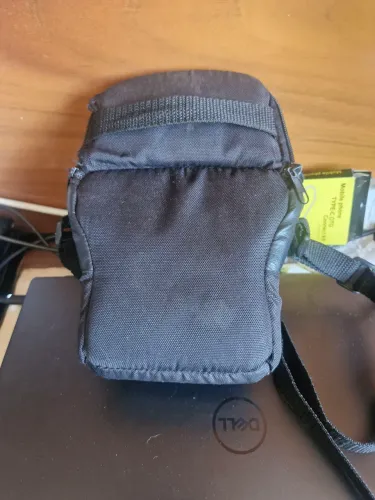 Capa de maquina fotográfica usada