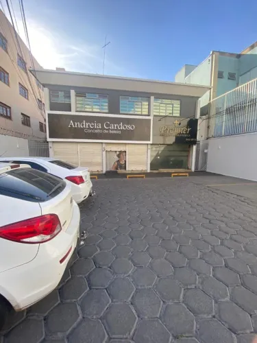 SALA COMERCIAL 1º PISO, AVENIDA T-7 SETOR BUENO, IGREJA SÃO PAULO APOSTOLO