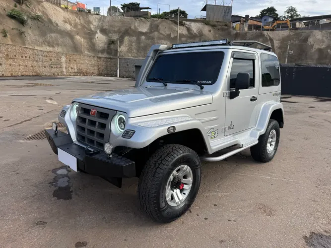 Troller T-4 4X4 3.2 TGV TDI Cap. Rígida Diesel 2013