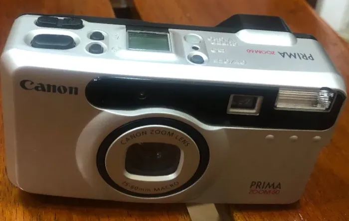 Câmera Canon Prima Zoom 60