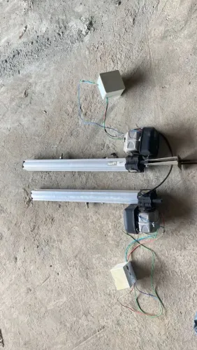 Motor Rossi pivotante