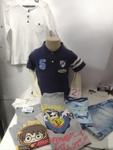 Kit Roupas Menino 2/3 anos em ótimo estado...Marcas diversas