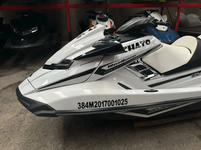 Jet ski Yamaha SVHO Wave Runner 2016
