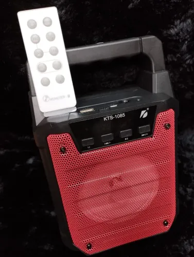 Caixa de som com controle 