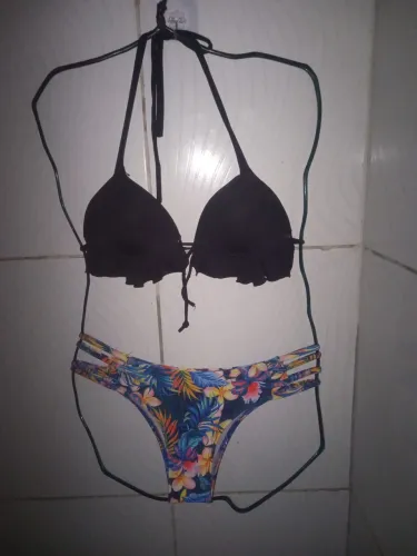 Biquíni Preto com Estampa Floral M