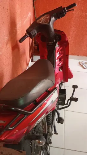 Moto sem o motor aceito proposta