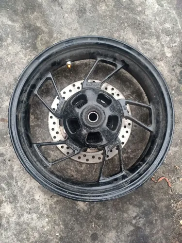 Roda dianteira da zontes 350e