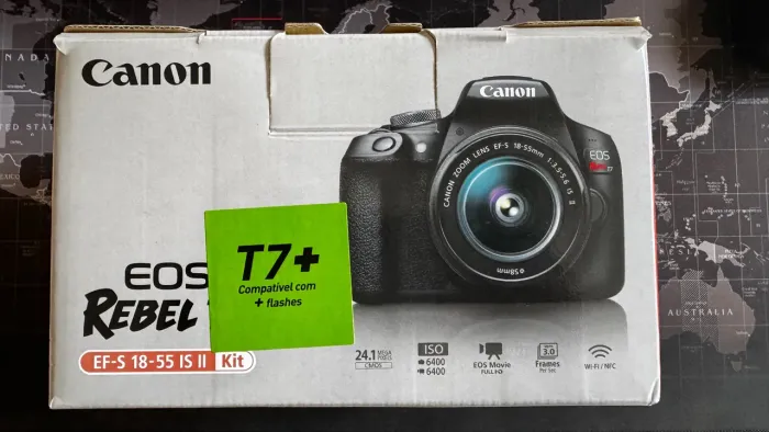 Canon EOS Rebel T7 + Lente 18-55mm