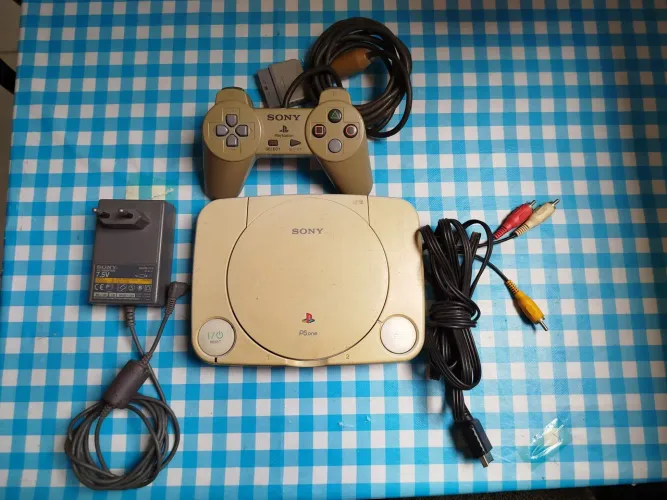 PlayStation ps1 ps one leia a descrição 