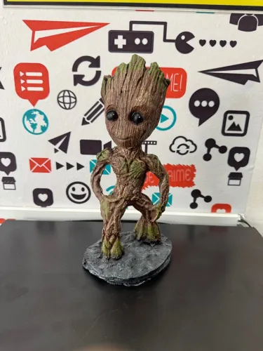 Action figure groot