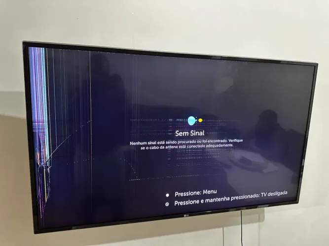 Tv 50 polegadas tela trincada