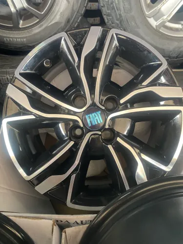 Jogo de rodas Fiat aro 14