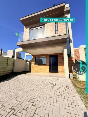 Sobrado Triplex para Venda e Locação no Bairro Santa Candida 171m² com 3 quartos, 3 suítes