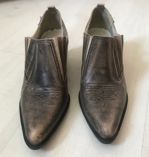 bota de couro america by azaleia Tam 35