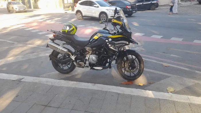 BMW-GS750-2021/2021.