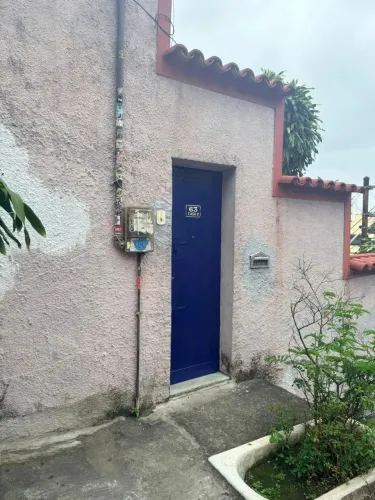 Imóvel para aluguel possui 50 metros quadrados com 2 quartos em Santa Teresa - Rio de Jane