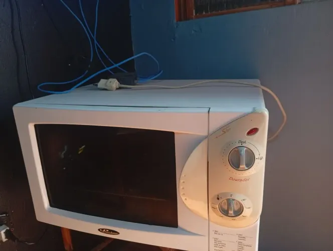 Forno elétrico em bom estado